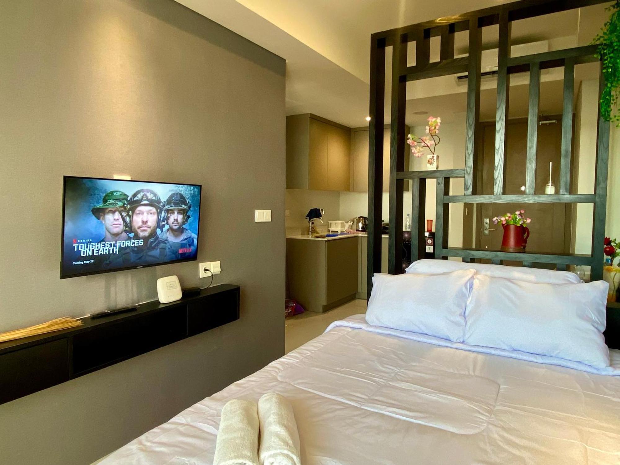 Comfort And Luxury Private Room At Goldcoast Pik Jacarta Exterior foto